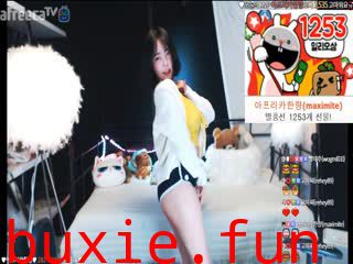 短发丰满