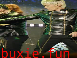 黑丝皮裤大屁股少女
